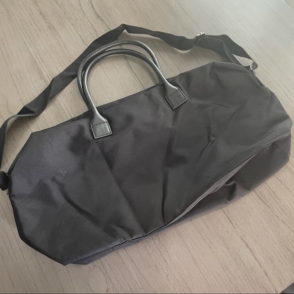Zegna Parfum, Black Casual Duffel Bag - Picture 7 of 8